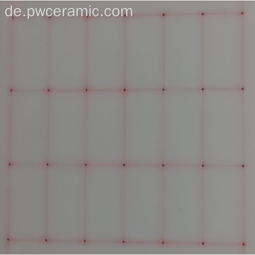 Laserbohren von Aluminiumoxid-Keramiksubstraten